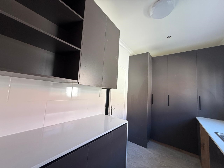 4 Bedroom Property for Sale in Buffelspoort Eco Estate North West